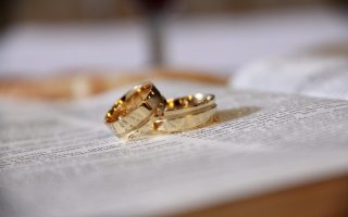 Choosing a Wedding Ring